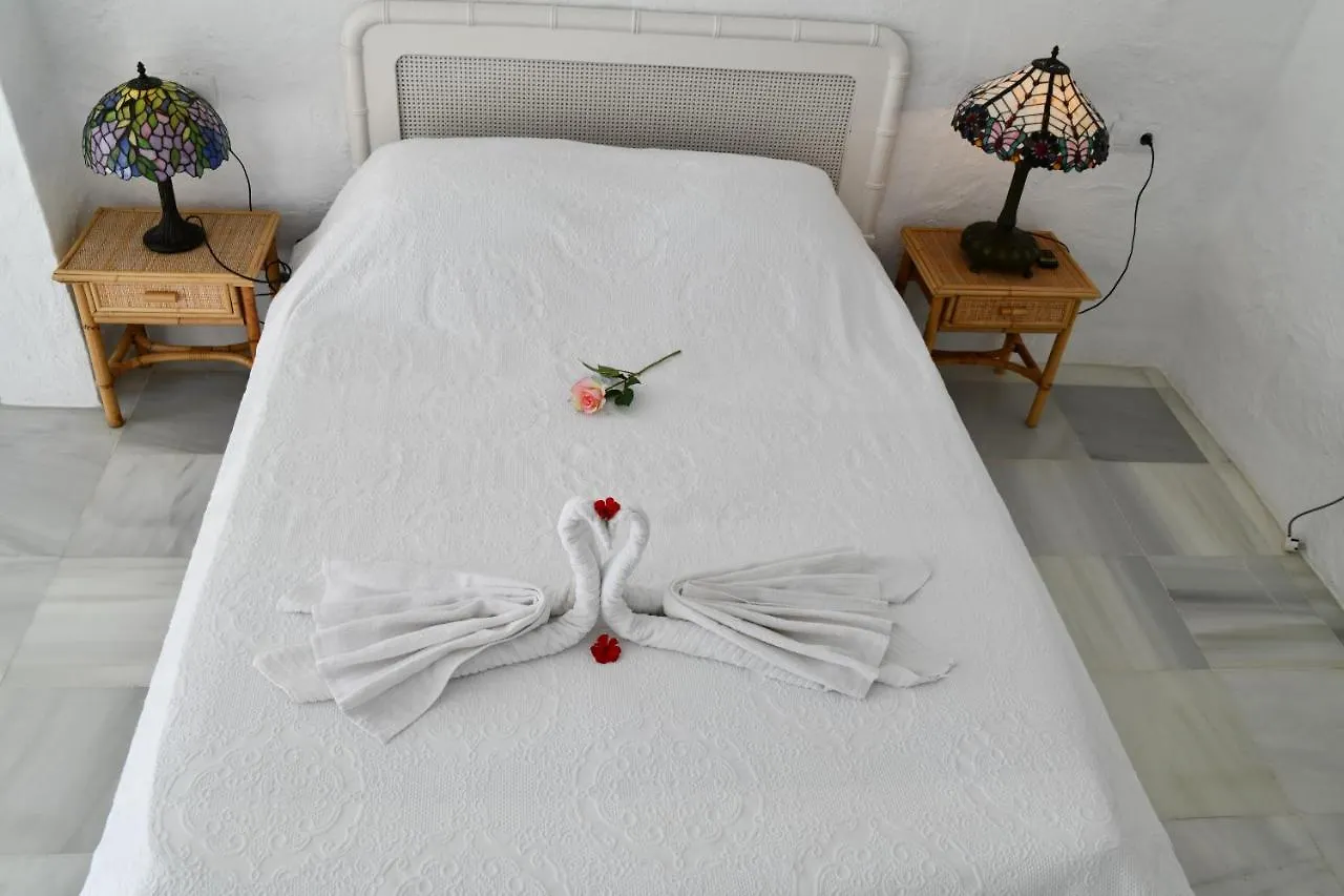 Sea Shells At Bahia Dorada Villa Estepona Holiday home