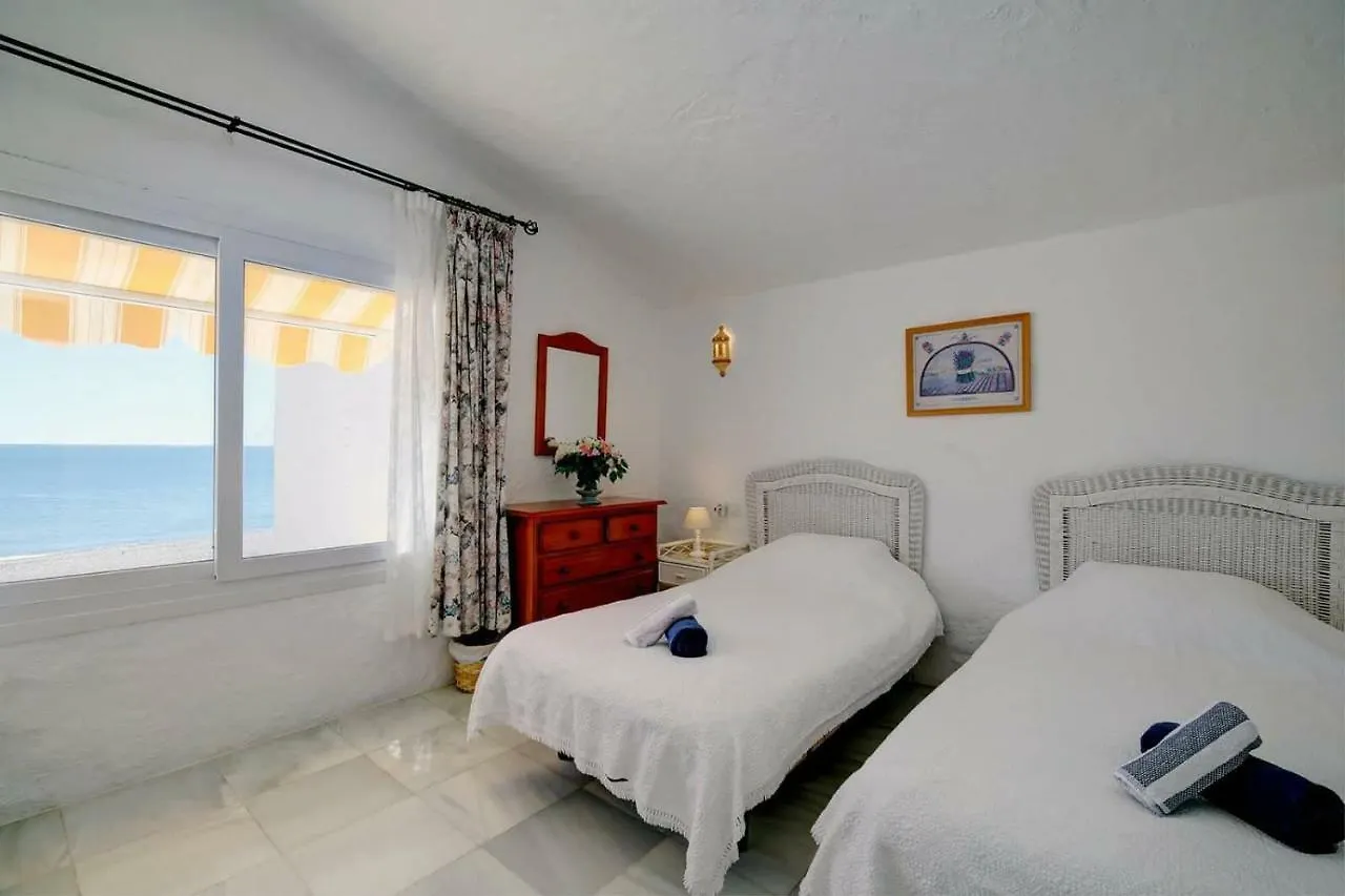 Sea Shells At Bahia Dorada Villa Estepona Holiday home