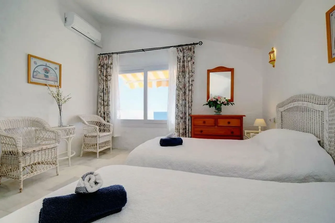 Sea Shells At Bahia Dorada Villa Estepona
